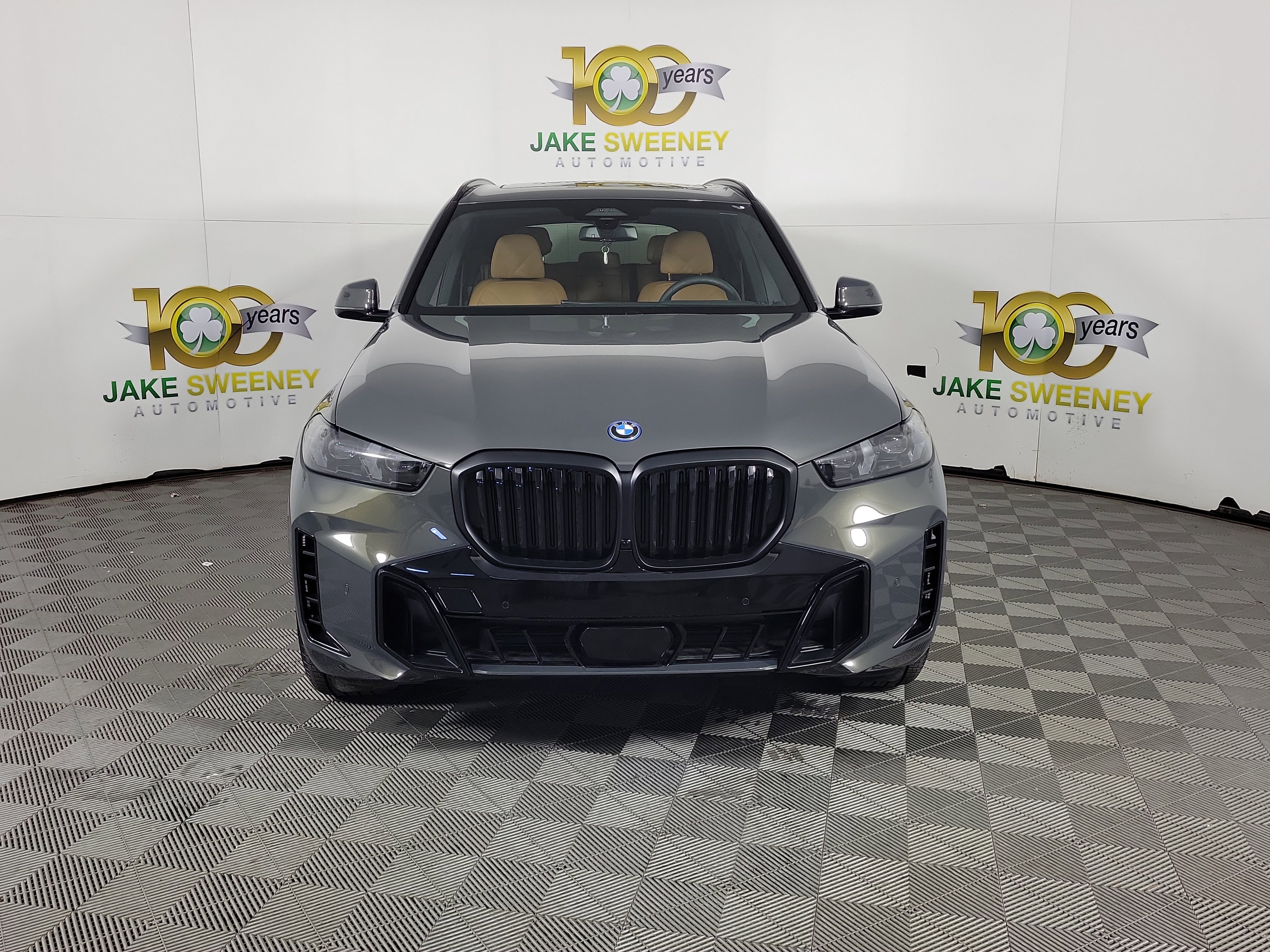 Certified 2026 BMW X5 xDrive50e w/ M Sport Package image 2