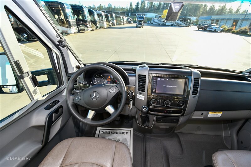 Used 2018 Mercedes-Benz Sprinter 3500 image 13