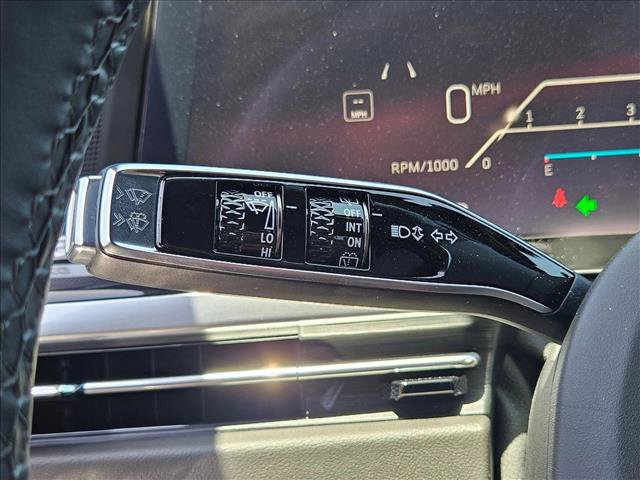 Used 2025 Cadillac Escalade Sport AWD/4WD image 14