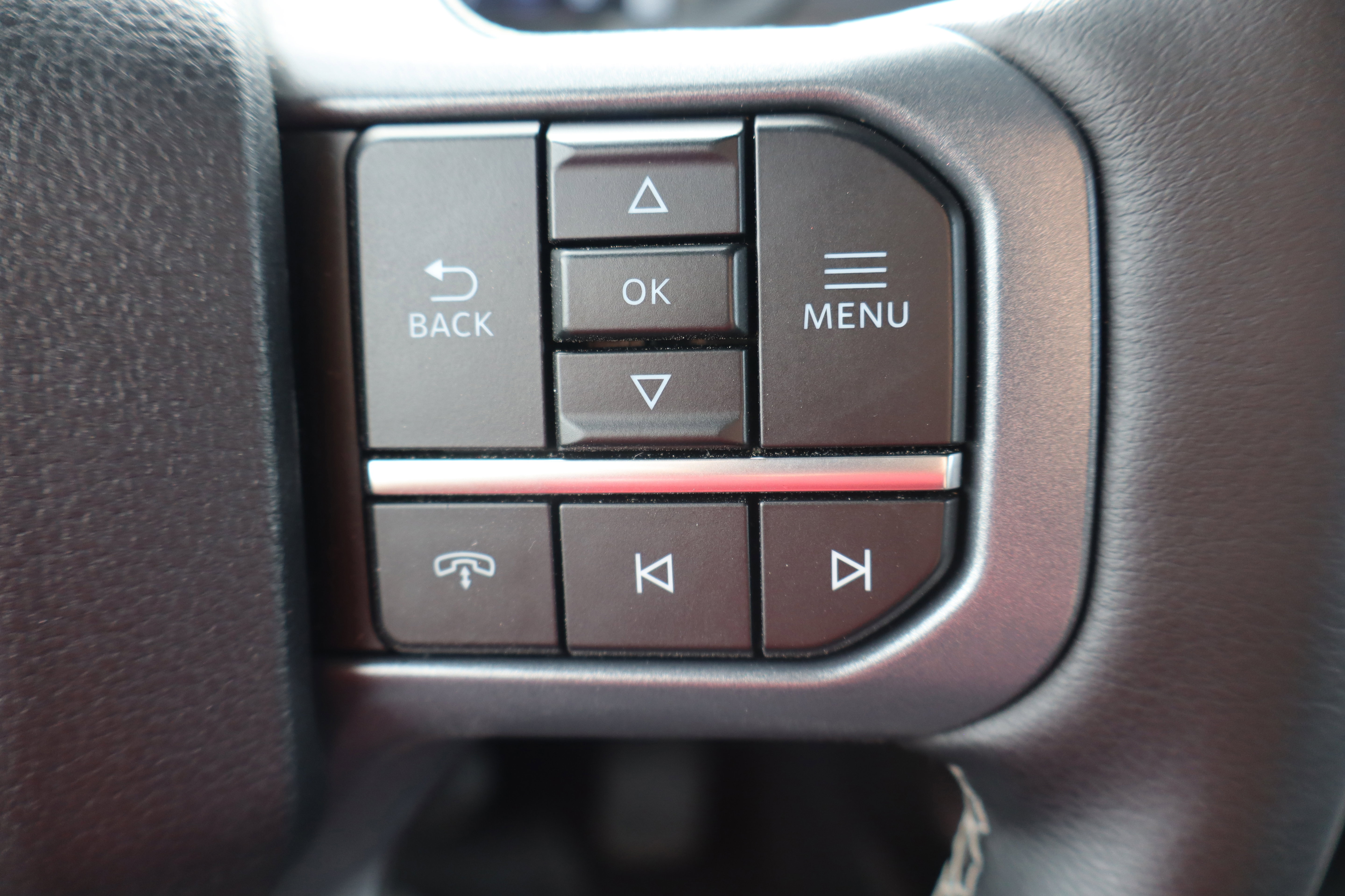 Used 2025 Ford F150 Lariat AWD/4WD image 17