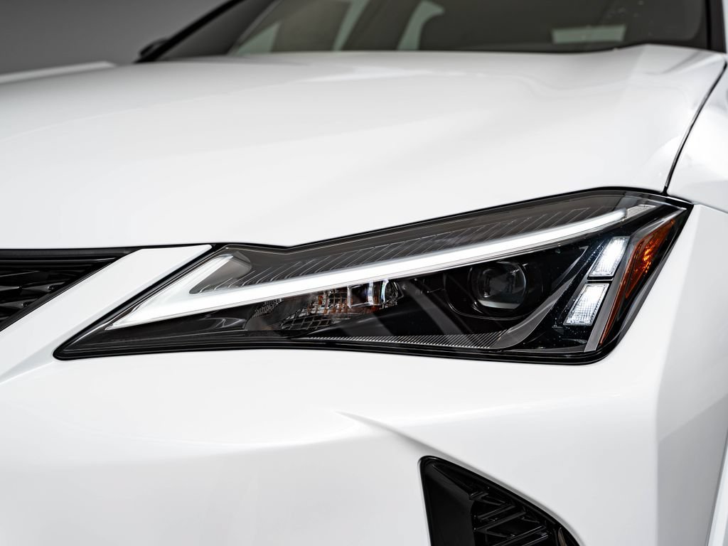 New 2026 Lexus UX 300h AWD image 15