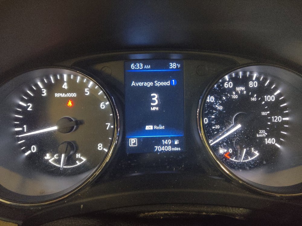 Used 2018 Nissan Rogue SV image 23