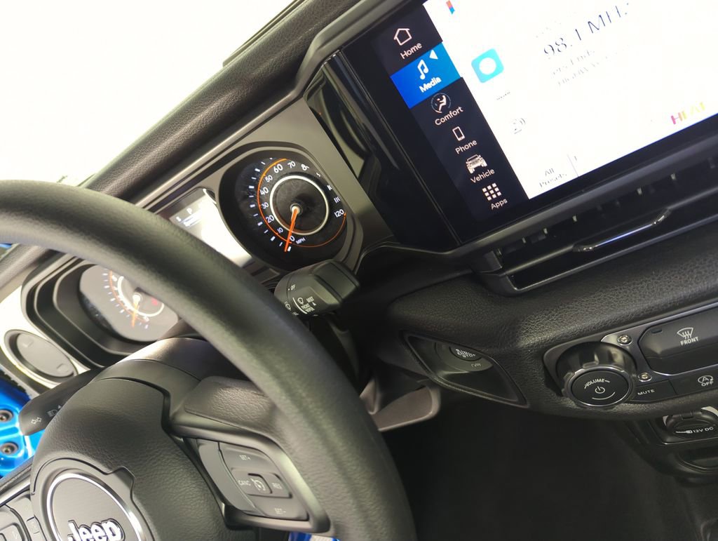 New 2026 Jeep Gladiator Sport AWD/4WD image 24