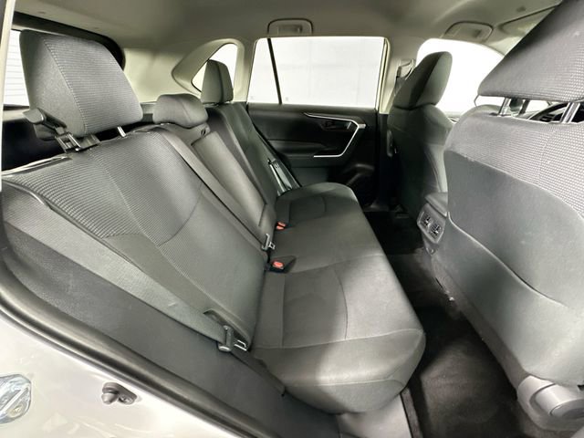 Used 2024 Toyota RAV4 LE AWD/4WD image 25
