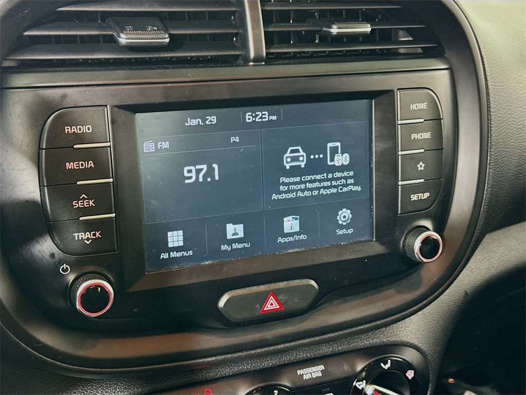 Used 2020 Kia Soul LX image 14