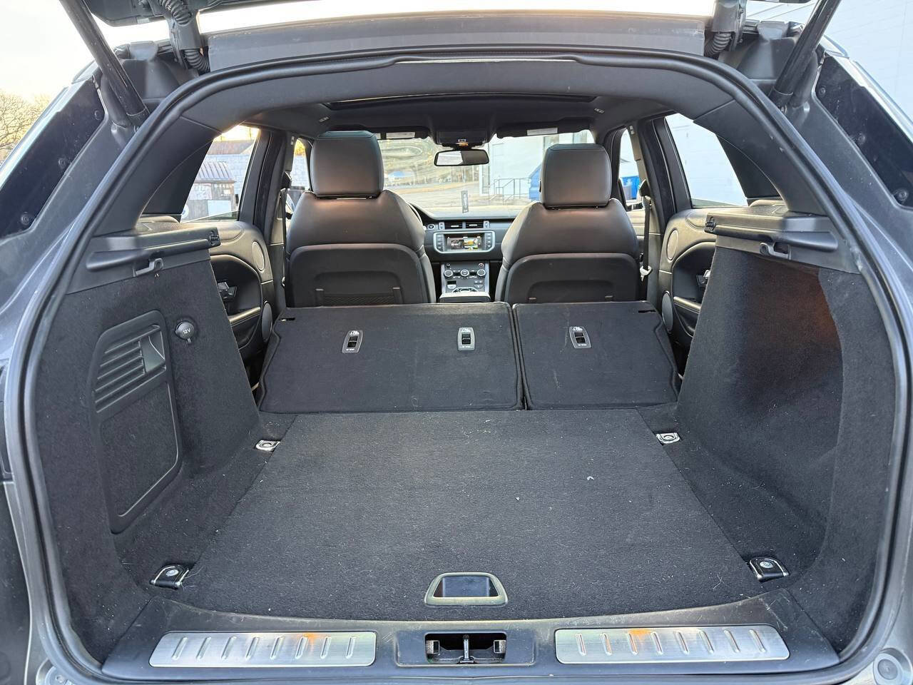 Used 2018 Land Rover Range Rover Evoque Landmark Edition AWD/4WD image 30