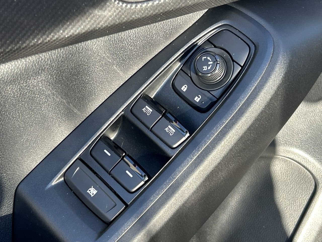 New 2026 Subaru Crosstrek 2.0i Premium image 17