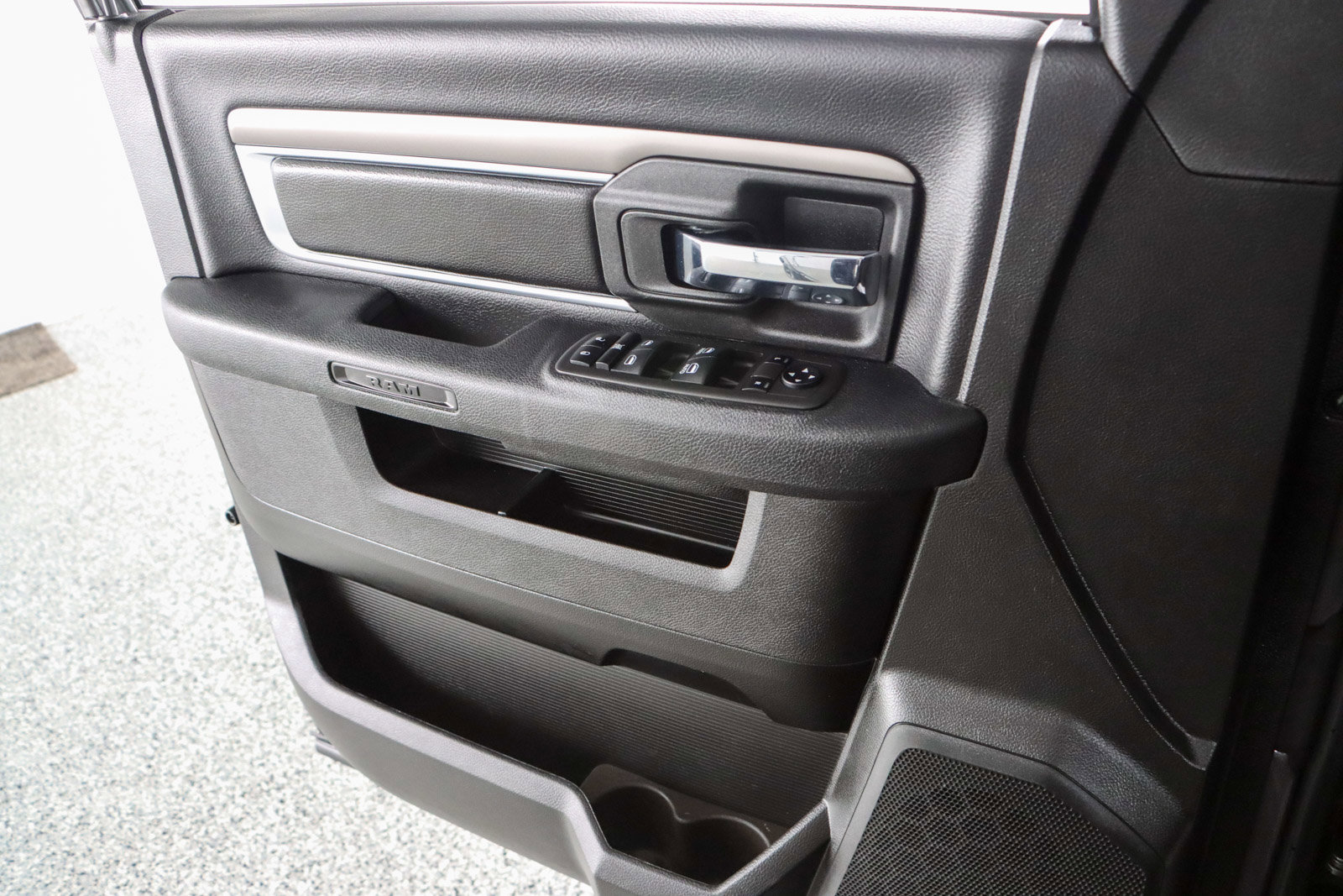 Used 2024 RAM 1500 Classic Warlock image 22