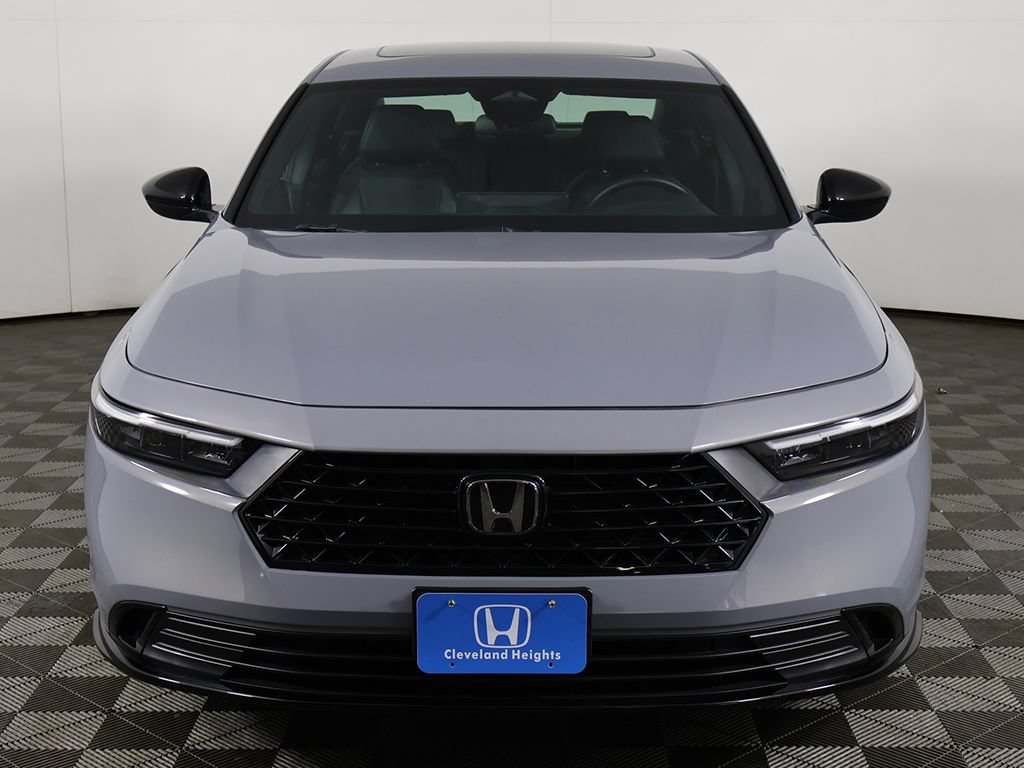 Used 2023 Honda Accord Sport image 11
