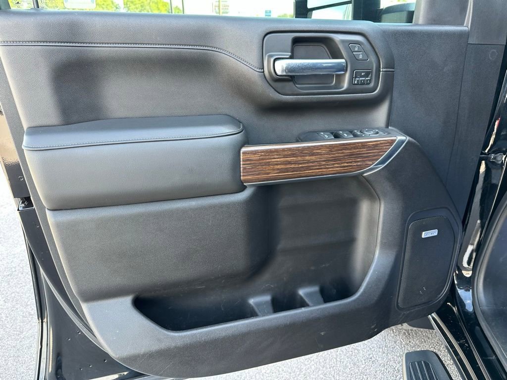 Used 2022 Chevrolet Silverado 3500 High Country w/ Z71 Off-Road Package AWD/4WD image 23