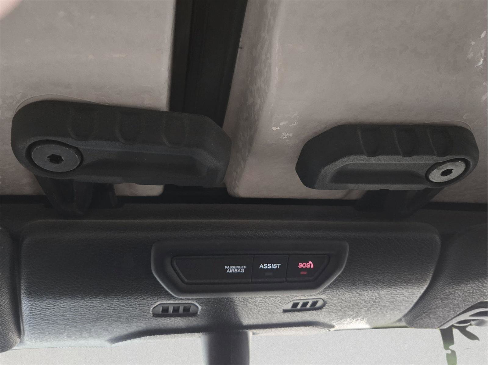 Used 2021 Jeep Gladiator Willys AWD/4WD image 28