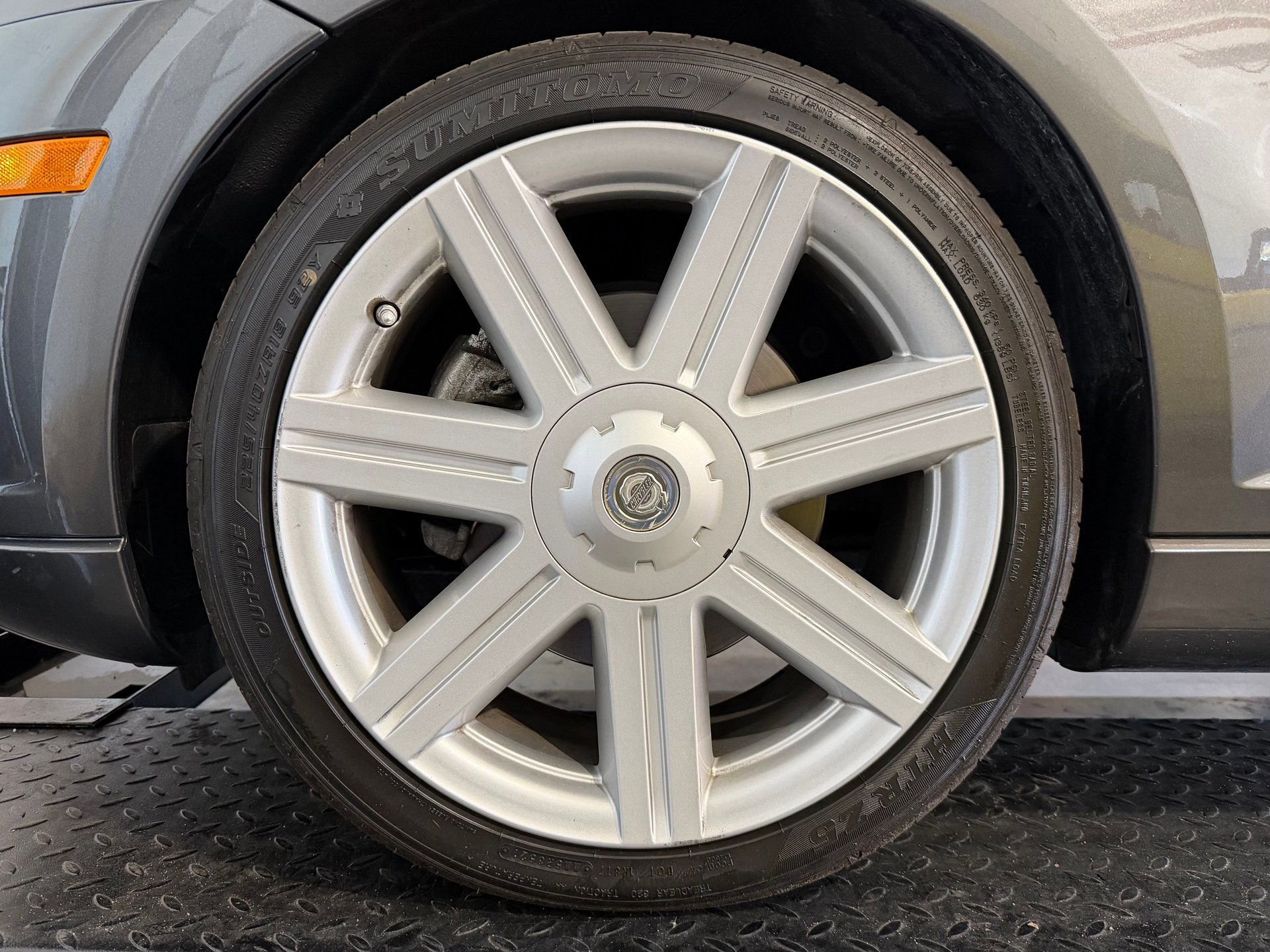 Used 2005 Chrysler Crossfire Limited image 66