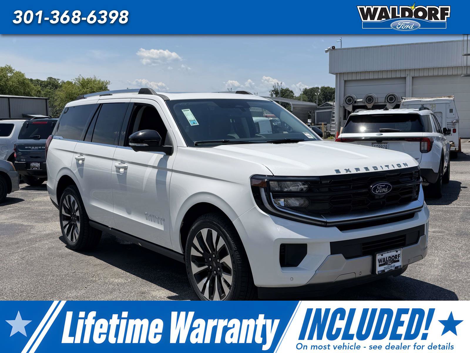New 2026 Ford Expedition Platinum w/ Driver's Package AWD/4WD image 1