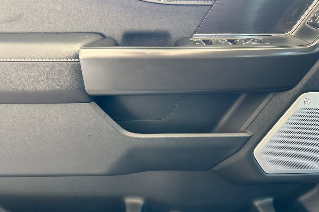 New 2025 Ford F150 Lariat w/ Equipment Group 502A High image 8