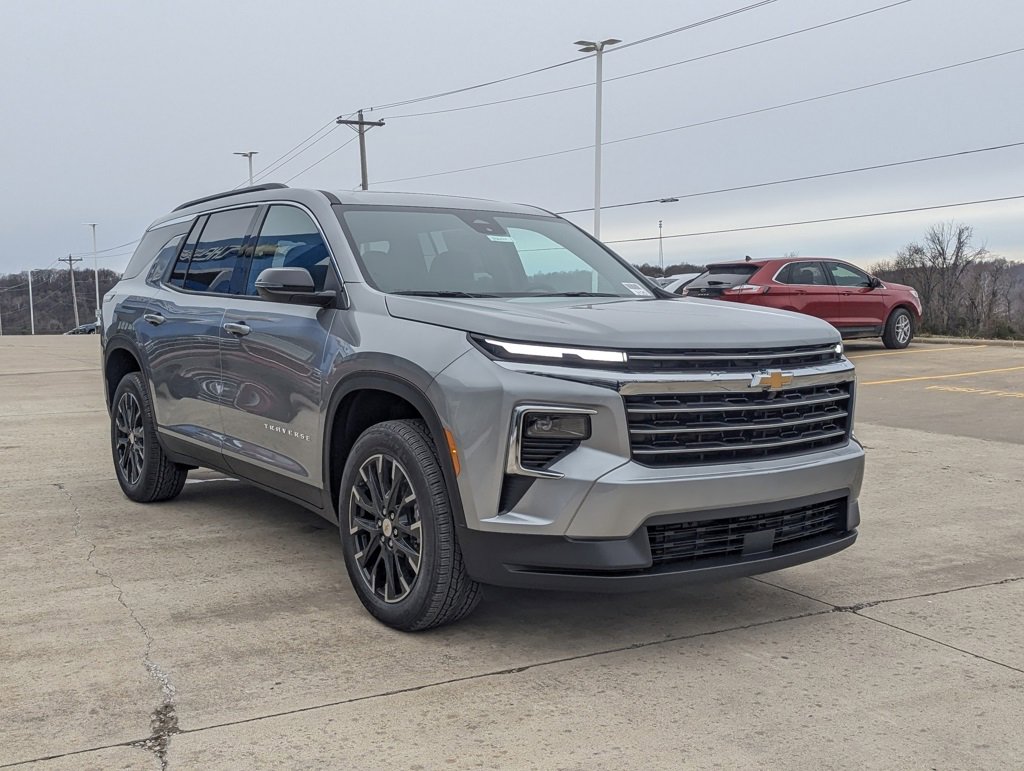 New 2026 Chevrolet Traverse LT w/ Sun and Wheel Package image 5