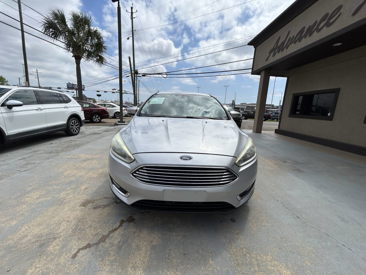 Used 2015 Ford Focus Titanium image 3
