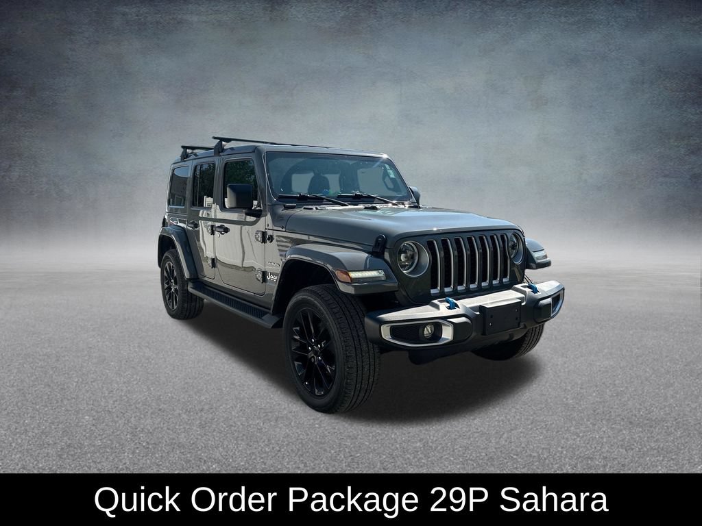 Used 2023 Jeep Wrangler Unlimited Sahara w/ Cold Weather Group AWD/4WD image 9