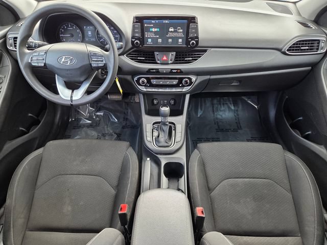 Used 2018 Hyundai Elantra GT FWD image 16
