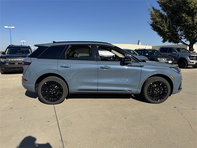 New 2026 Lincoln Corsair Premiere image 12