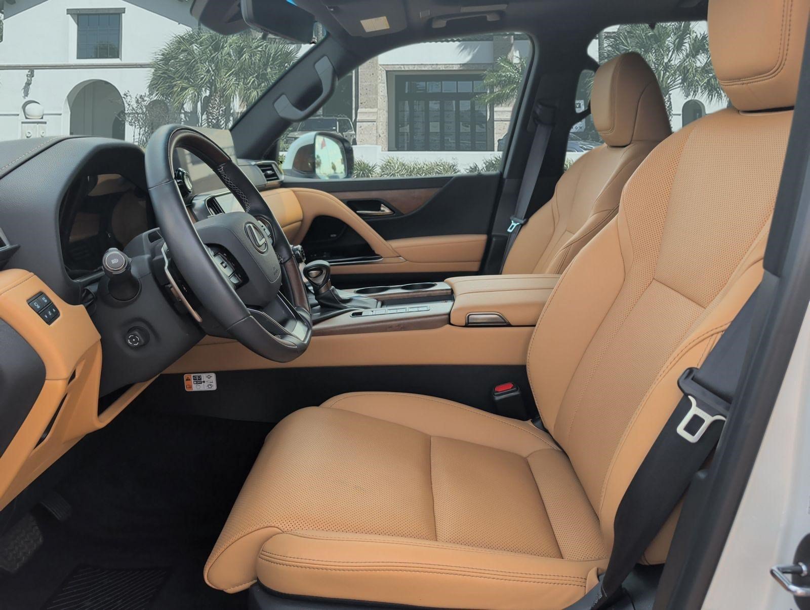 Certified 2026 Lexus LX 600 4WD w/ Accessory Package (Z1) image 11