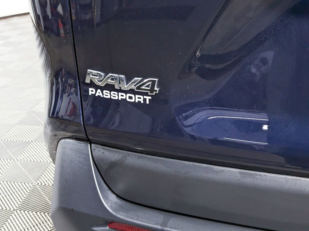New 2025 Toyota RAV4 XLE image 6