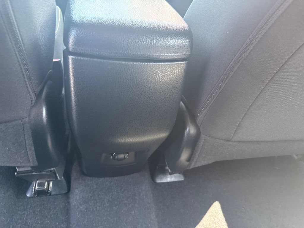 Used 2017 Toyota RAV4 XLE FWD image 22