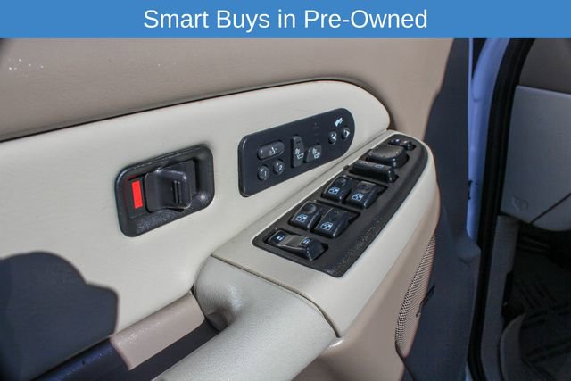 Used 2003 Chevrolet Suburban 2500 LT w/ LT Preferred Equipment Group image 19