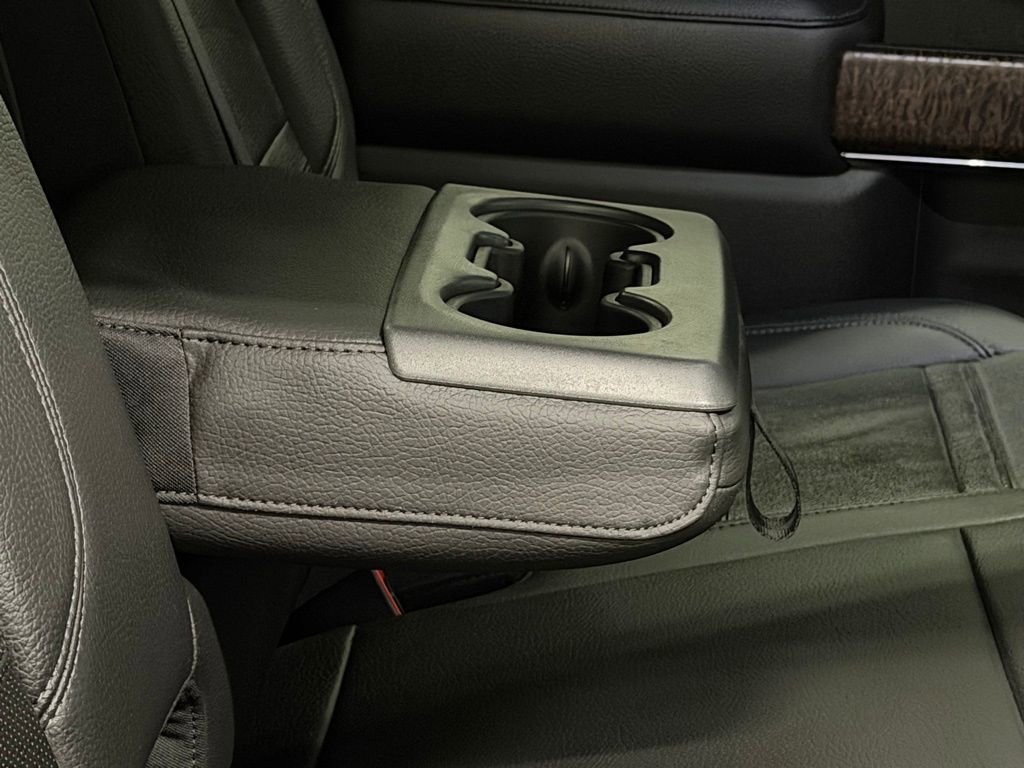 Used 2020 GMC Sierra 3500 Denali w/ Denali Ultimate Package image 27