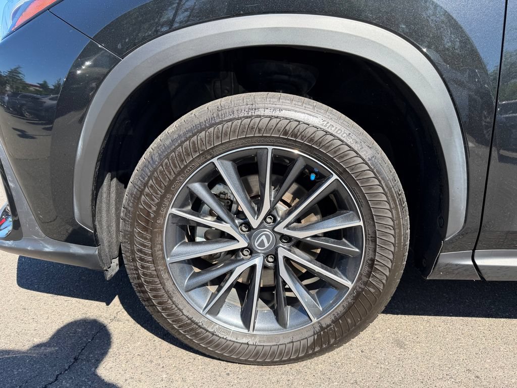 Used 2024 Lexus NX 350 AWD image 9