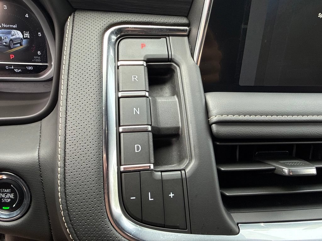 Used 2023 GMC Yukon SLT w/ SLT Luxury Package AWD/4WD image 35