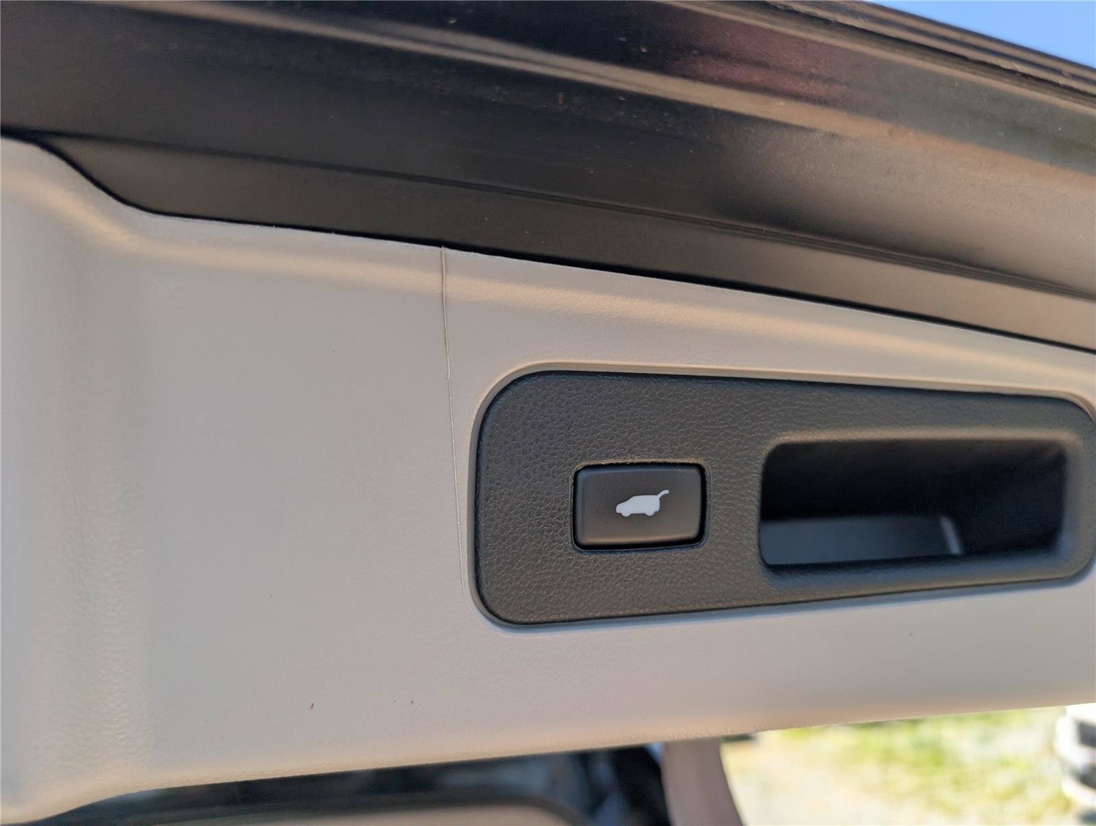 Used 2015 Honda Pilot Touring image 13
