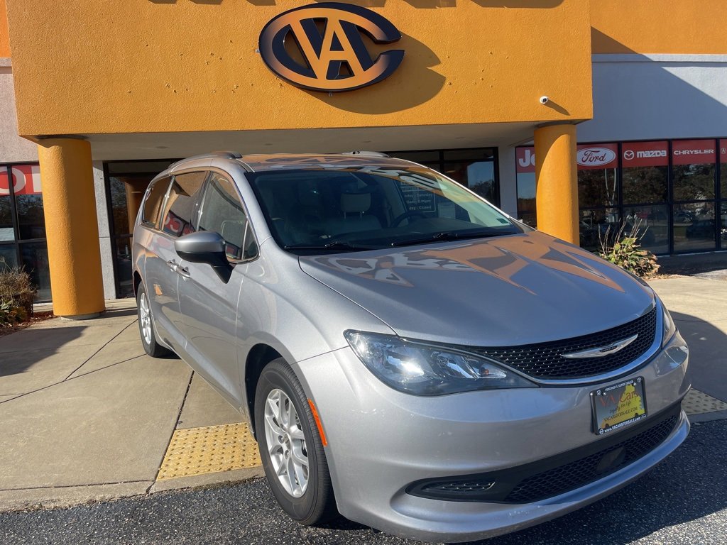 Used 2021 Chrysler Voyager Lxi