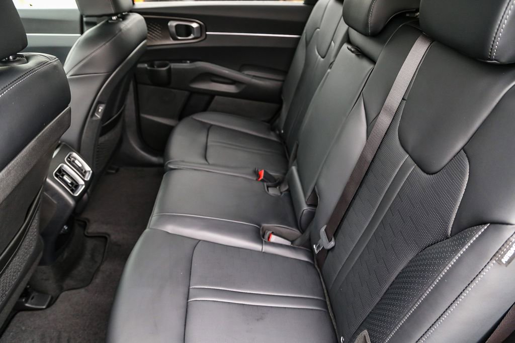Certified 2026 Kia Sorento EX AWD/4WD image 17