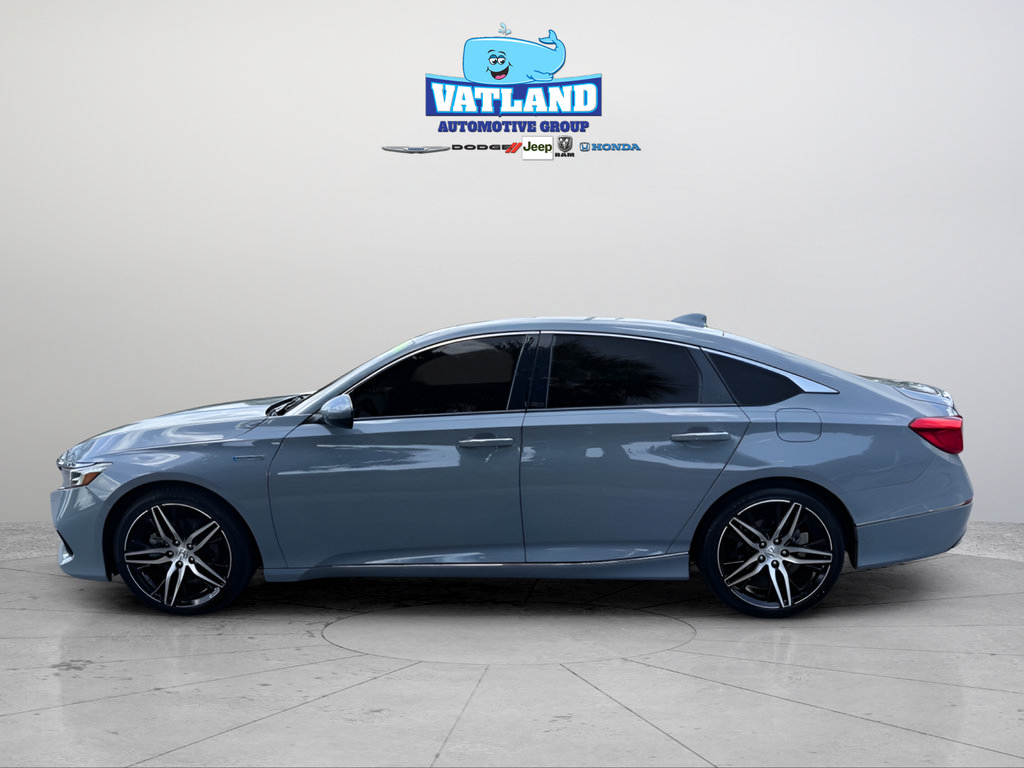 Certified 2022 Honda Accord Touring image 2
