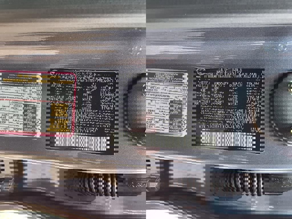 Used 2026 Genesis GV70 2.5T Advanced image 14