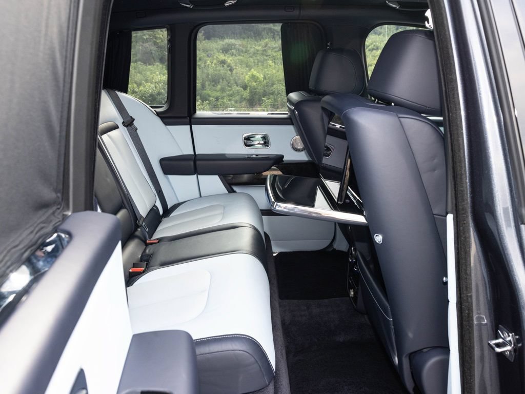 Certified 2022 Rolls-Royce Cullinan w/ Cullinan Package AWD/4WD image 79
