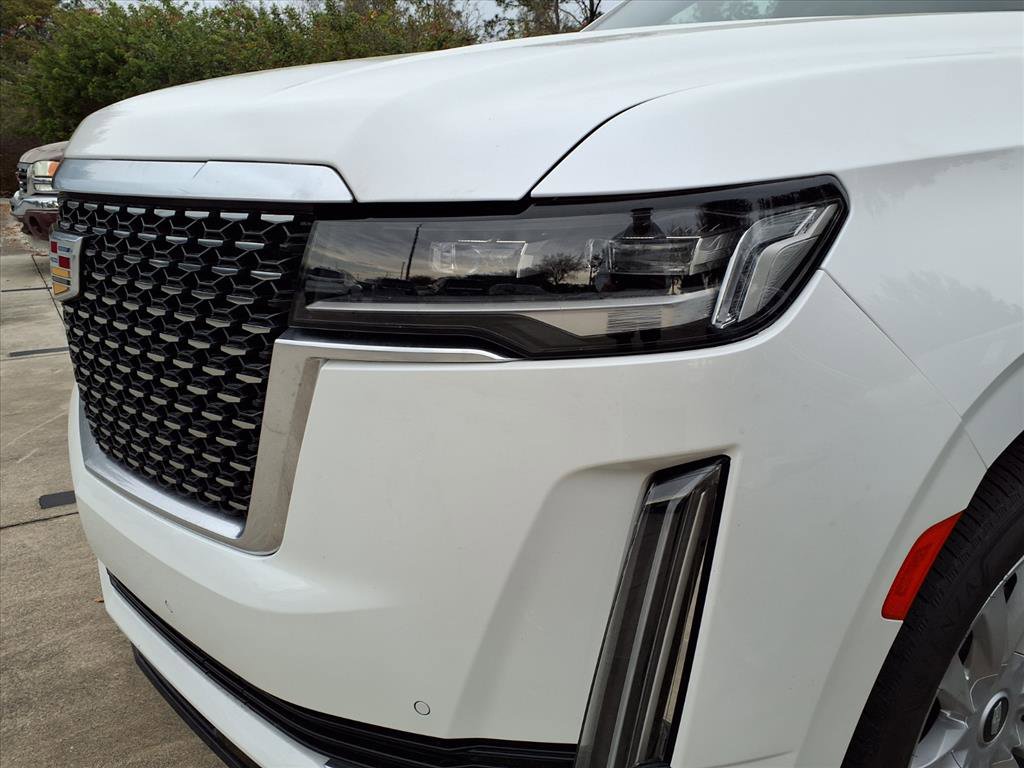 Certified 2024 Cadillac Escalade ESV Luxury image 15