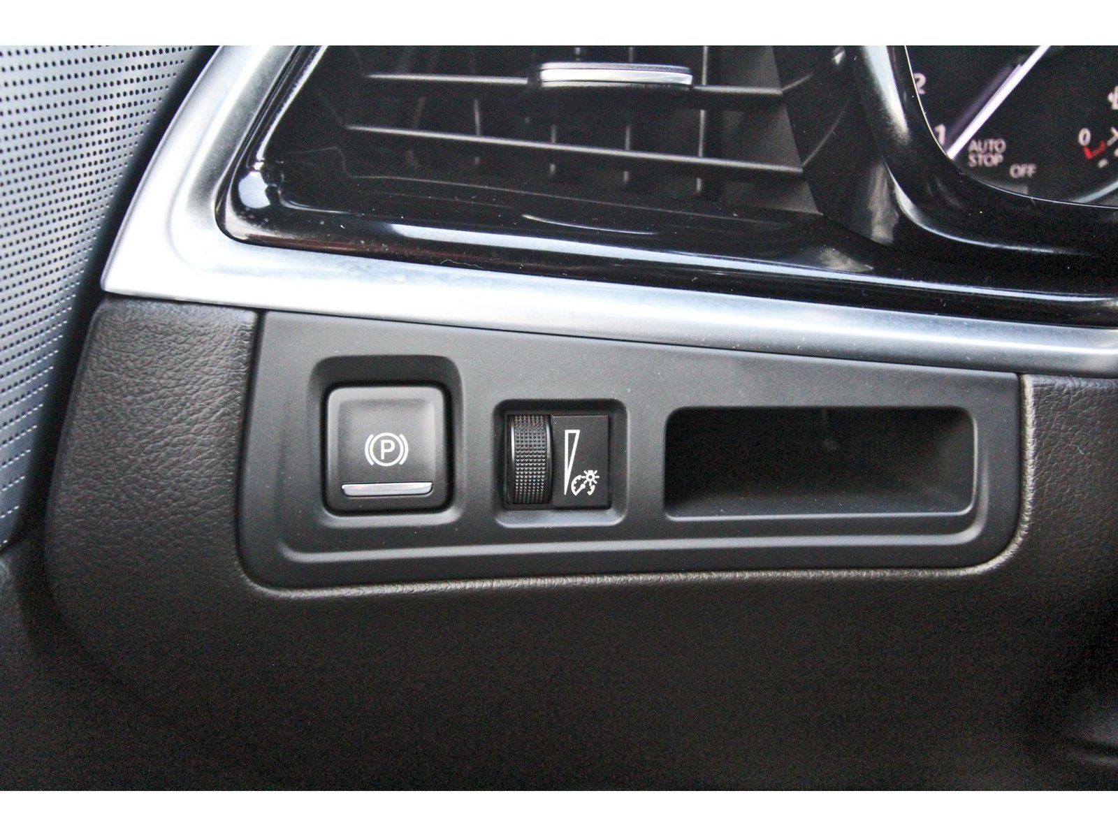 Used 2023 Cadillac XT6 Premium Luxury FWD image 18