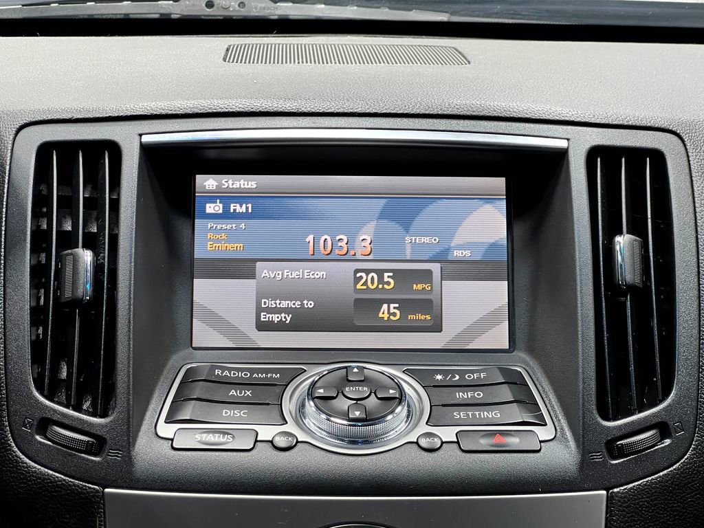 Used 2011 INFINITI G37 x w/ Premium Pkg image 24