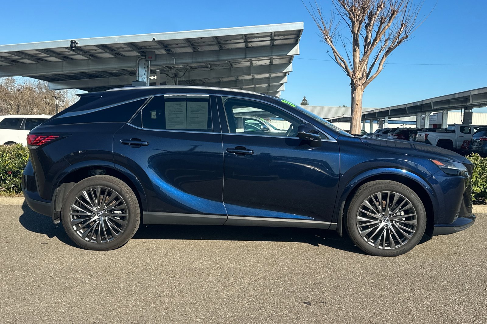 Certified 2024 Lexus RX 350 w/ Convenience Package image 3