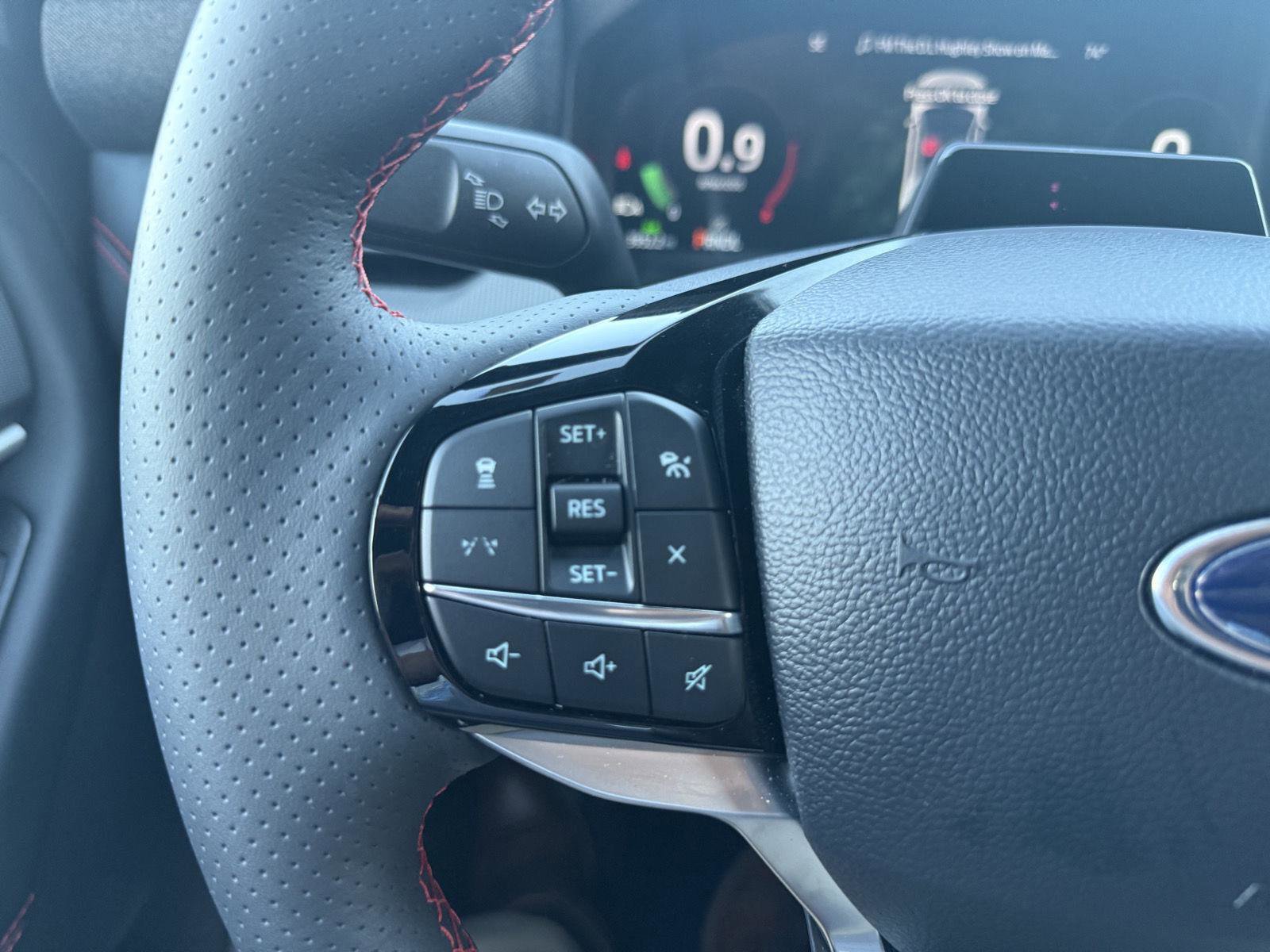 New 2025 Ford Explorer ST-Line image 18