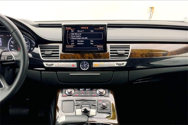 Used 2015 Audi A8 L 3.0T image 6