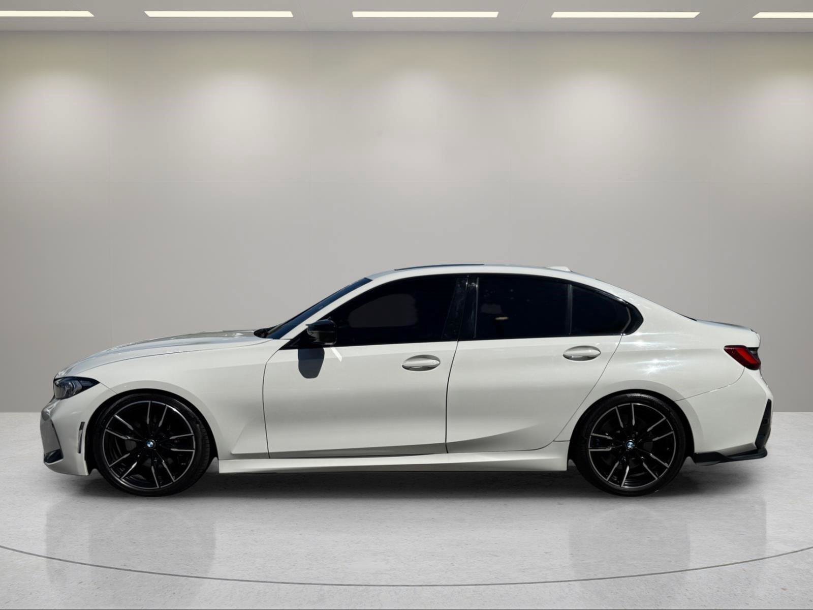 Used 2023 BMW M340i w/ Driving Assistance Package RWD image 2