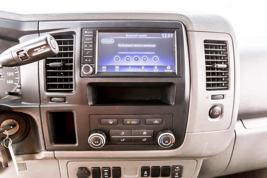 Used 2020 Nissan NV 2500 SV RWD image 17