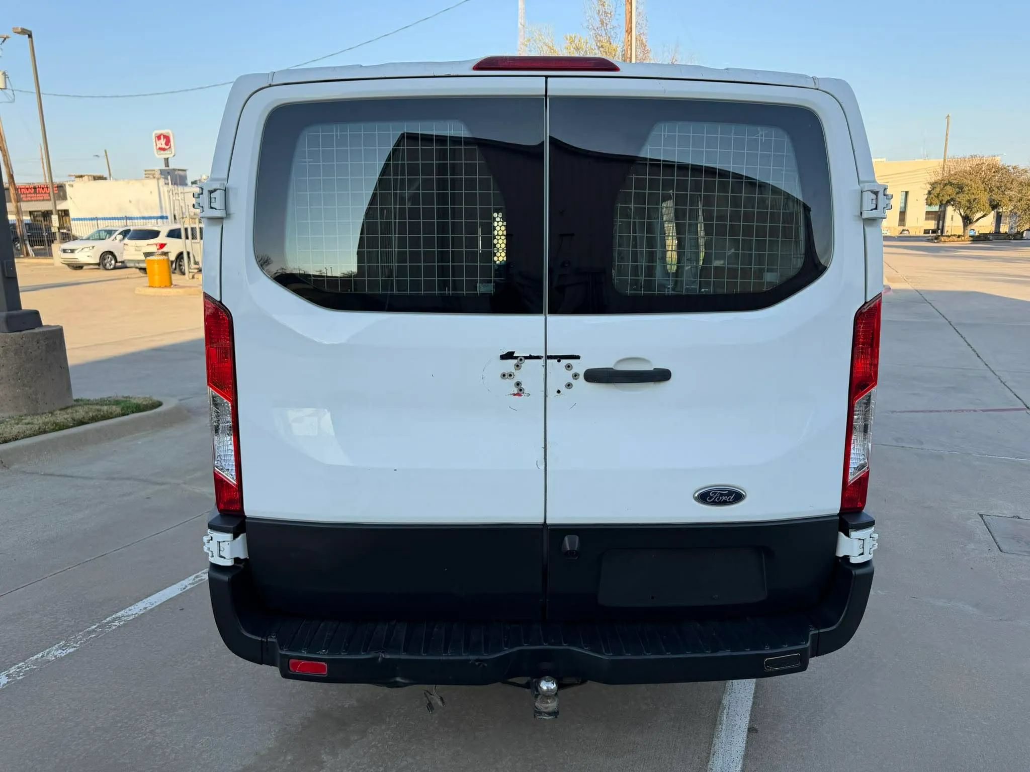 Used 2016 Ford Transit 250 130 Low Roof w/ Exterior Upgrade Package RWD image 7