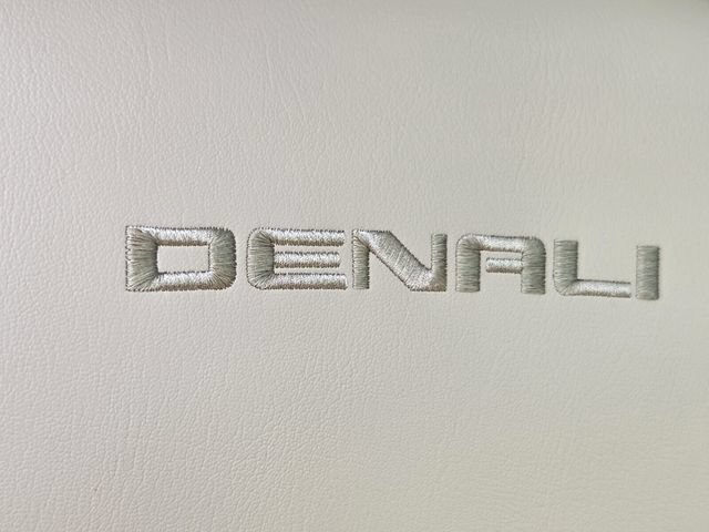 Used 2018 GMC Sierra 1500 Denali w/ Denali Ultimate Package AWD/4WD image 18