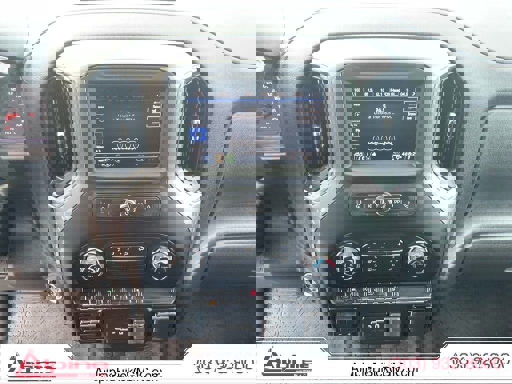 Used 2024 Chevrolet Silverado 1500 Custom image 11