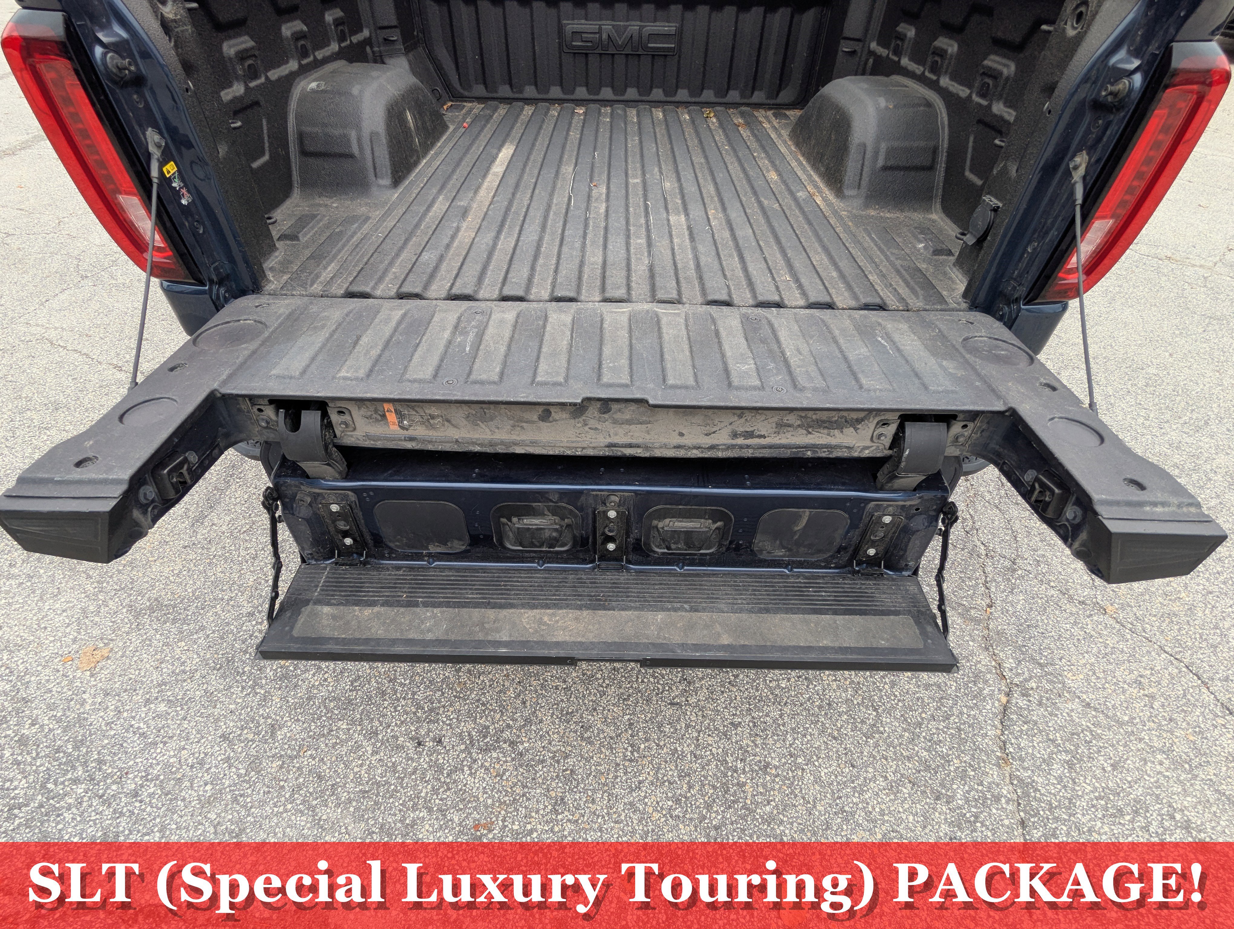 Used 2021 GMC Sierra 1500 SLT w/ X31 Off-Road Package image 16