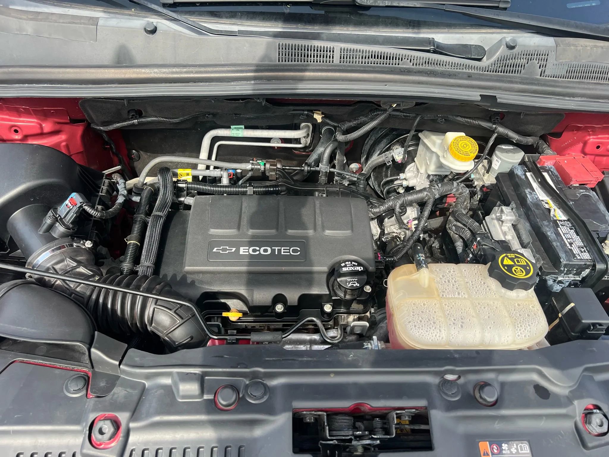 Used 2020 Chevrolet Trax LT w/ LT Convenience Package image 32