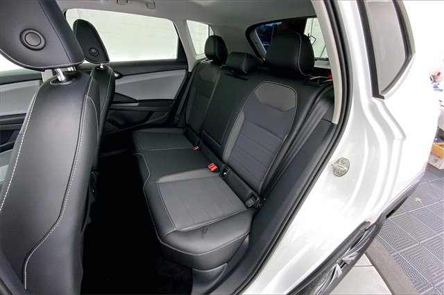 Certified 2022 Volkswagen Taos SE image 26